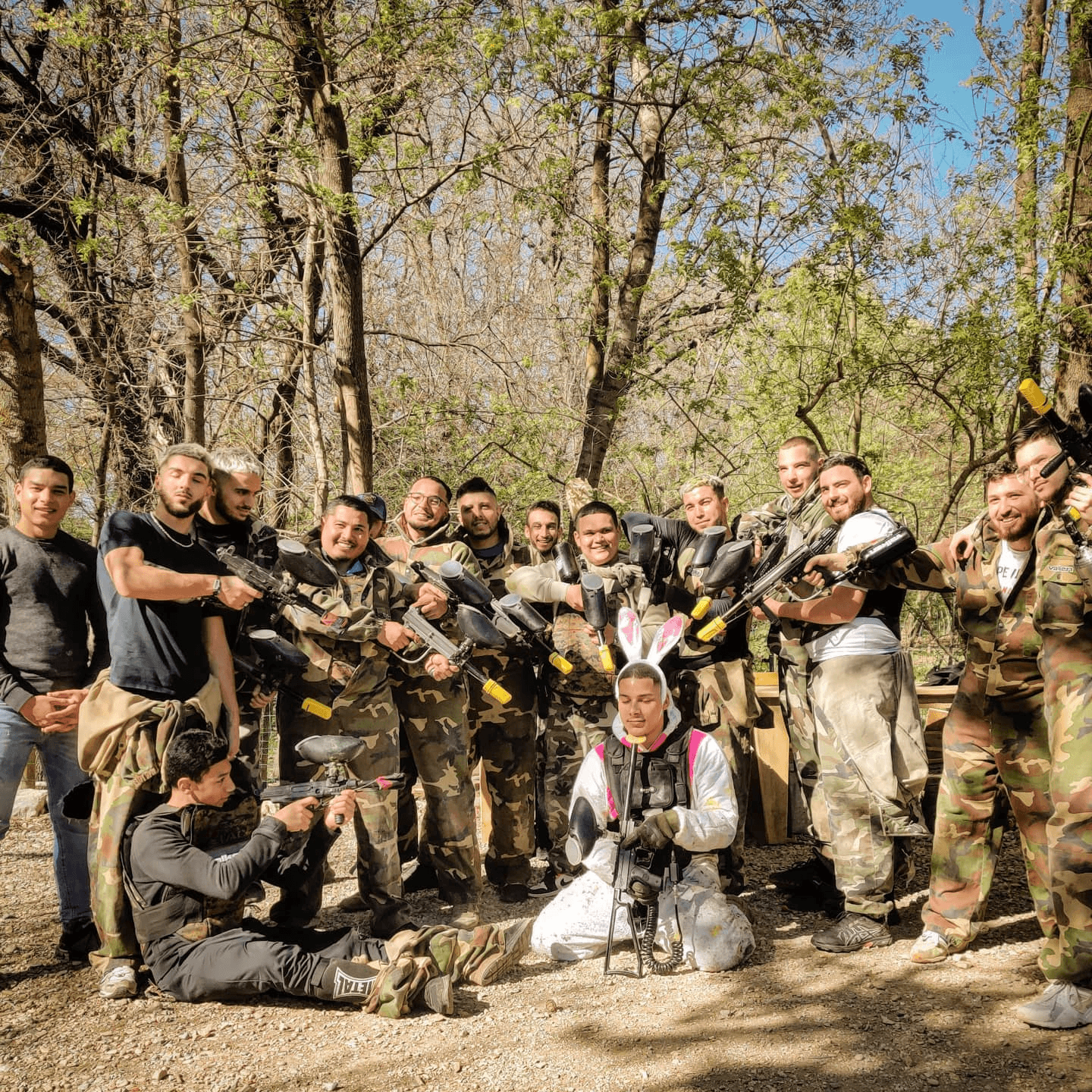 Groupe en extérieur sur le spot nature
